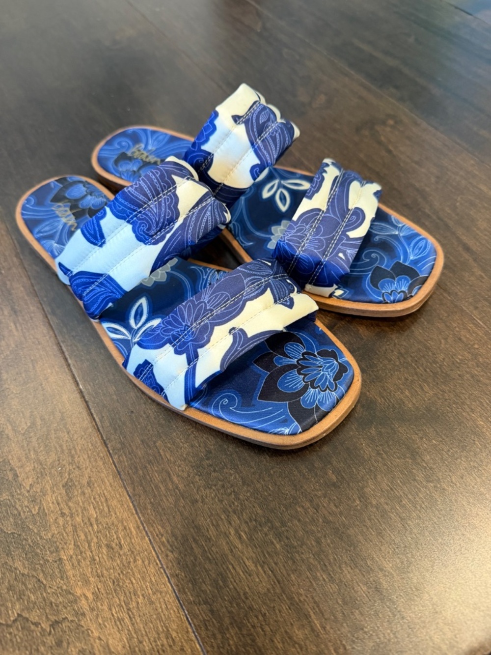 Boden Sandals - Picture 3 of 3